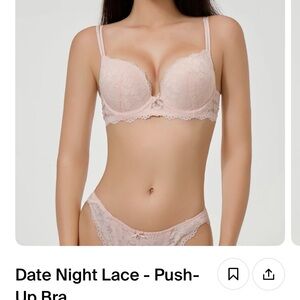 Lace Push-Up Bra in Pink